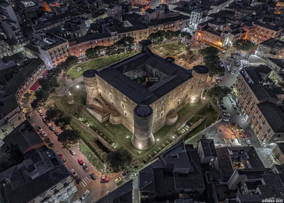 Downtown Vicino Al Duomo Apartman Catania-Fontanarossai nemzetközi repülőtér Kültér fotó